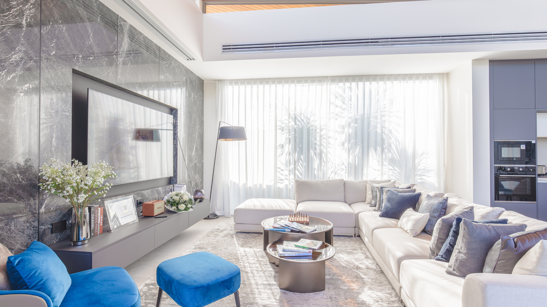 Zenithy Luxe 37